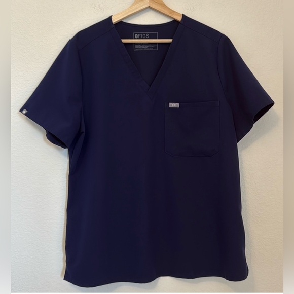 FIGS Set Uman Relaxed Jogger Scrub Pants & Relaxed Catarina One-Pocket Scrub Top - Picture 12 of 16